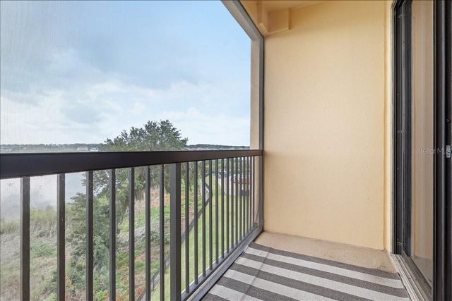 16300 COUNTY ROAD 455 404, Montverde, FL 34756