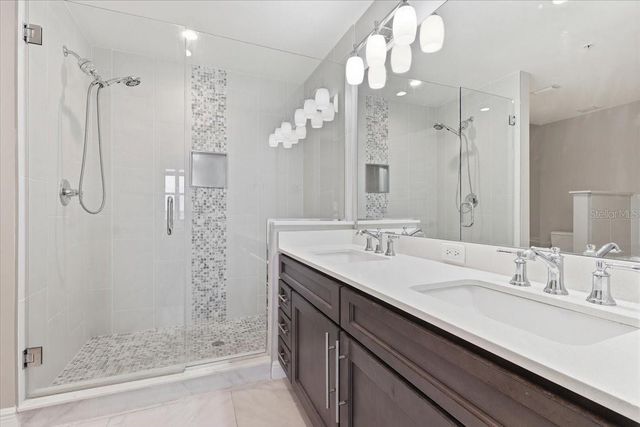 16300 COUNTY ROAD 455 404, Montverde, FL 34756