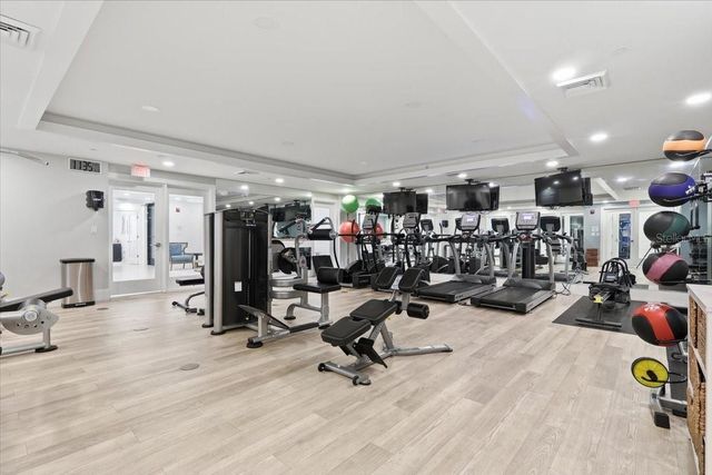 16300 COUNTY ROAD 455 404, Montverde, FL 34756