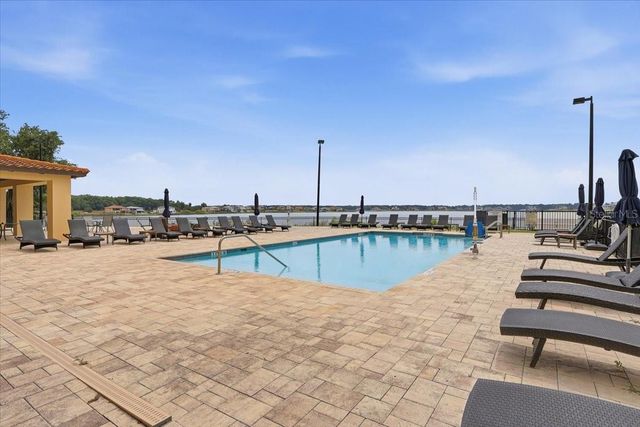 16300 COUNTY ROAD 455 404, Montverde, FL 34756