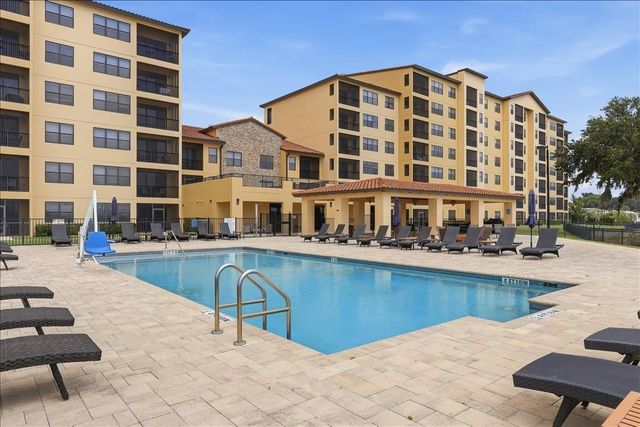 16300 COUNTY ROAD 455 404, Montverde, FL 34756