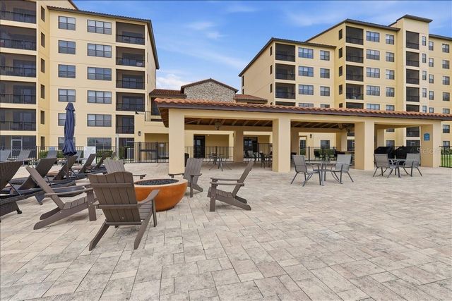 16300 COUNTY ROAD 455 404, Montverde, FL 34756