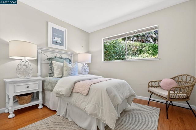 43 Monte Vista Rd, Orinda, CA 94563