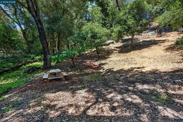 43 Monte Vista Rd, Orinda, CA 94563