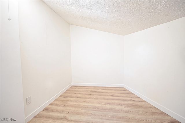 6909 Elton Avenue, Cleveland, OH 44102