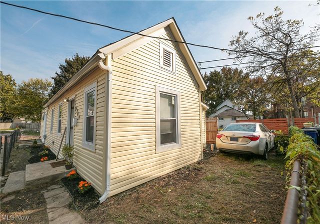 6909 Elton Avenue, Cleveland, OH 44102