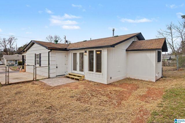 1725 3RD PLACE SW, Birmingham, AL 35211