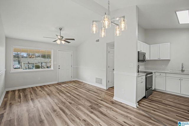 1725 3RD PLACE SW, Birmingham, AL 35211