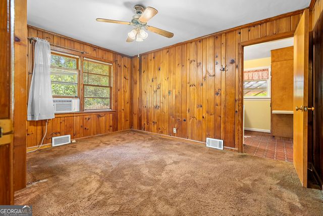 2592 Woodridge Drive, Decatur, GA 30033