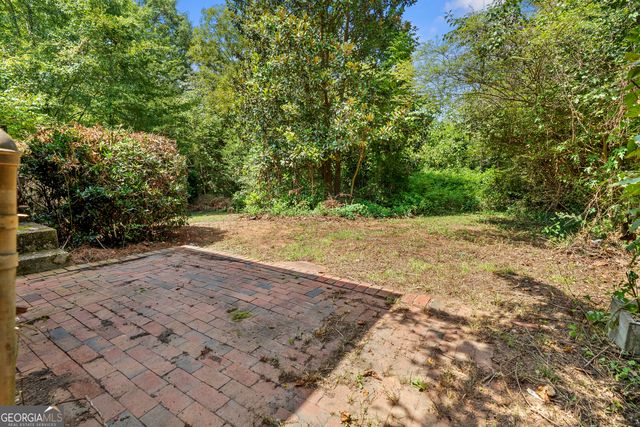 2592 Woodridge Drive, Decatur, GA 30033