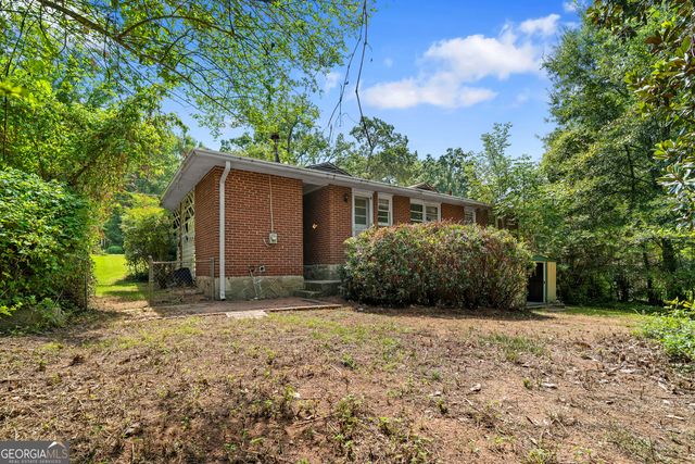 2592 Woodridge Drive, Decatur, GA 30033