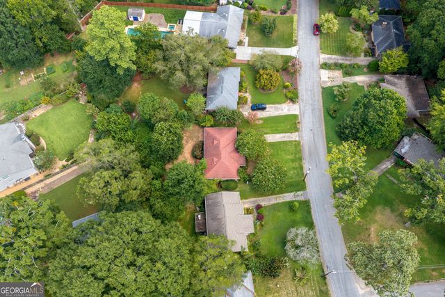 2592 Woodridge Drive, Decatur, GA 30033