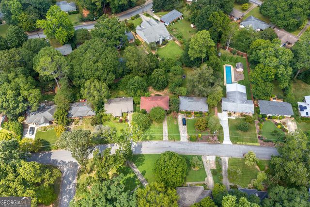 2592 Woodridge Drive, Decatur, GA 30033