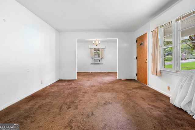 2592 Woodridge Drive, Decatur, GA 30033