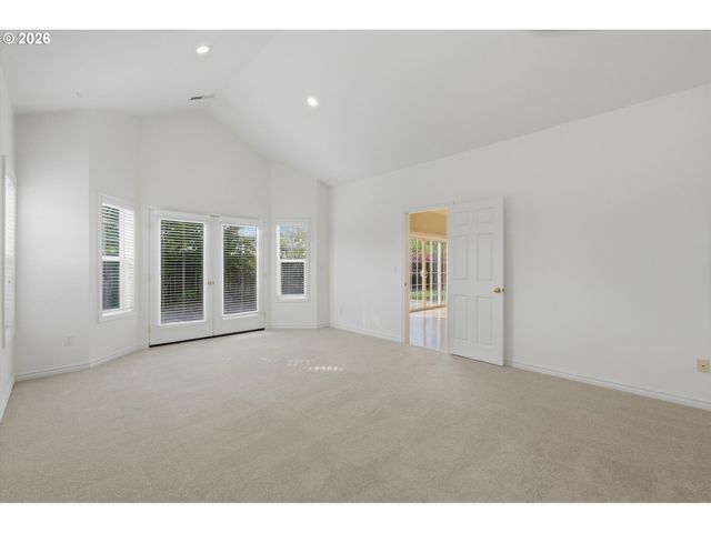 2415 N MAIN St, Newberg, OR 97132