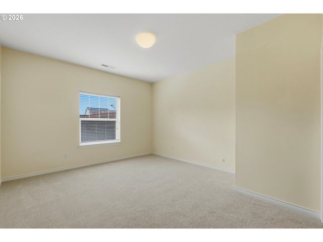 2415 N MAIN St, Newberg, OR 97132