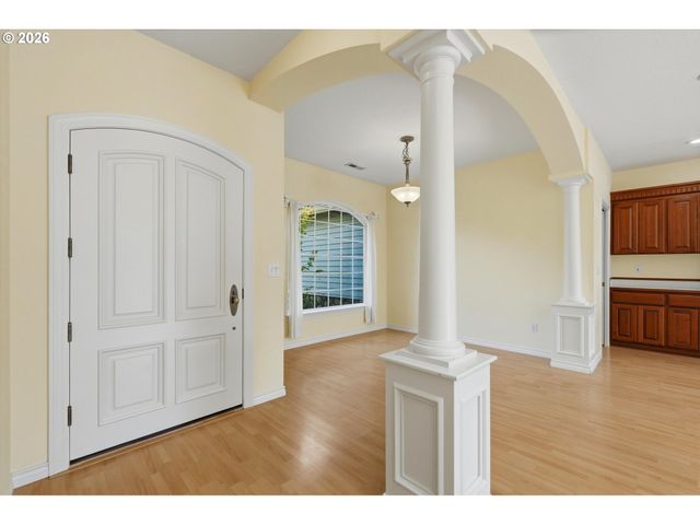 2415 N MAIN St, Newberg, OR 97132