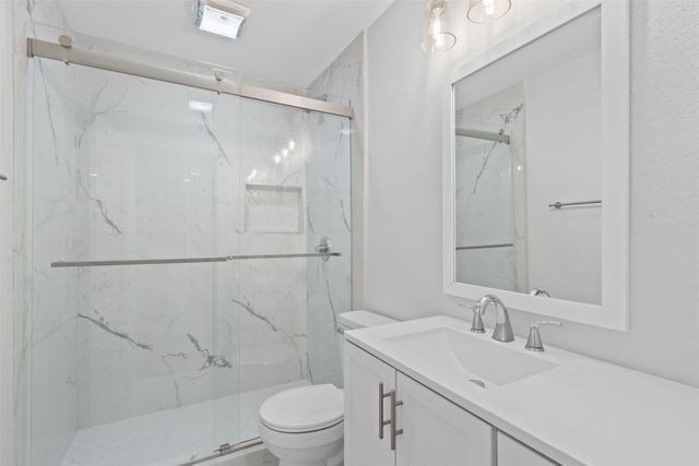 1130 W Bullock Street, Denison, TX 75020