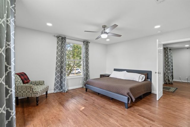 1130 W Bullock Street, Denison, TX 75020