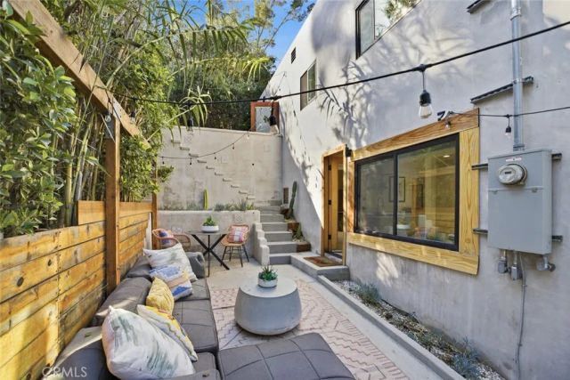 2491 Ivan Hill Terrace, Los Angeles, CA 90039