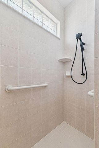 8107 LAKE JAMES BOULEVARD, Lakeland, FL 33810