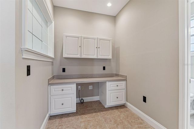 8107 LAKE JAMES BOULEVARD, Lakeland, FL 33810