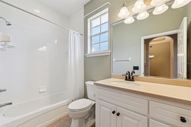 8107 LAKE JAMES BOULEVARD, Lakeland, FL 33810