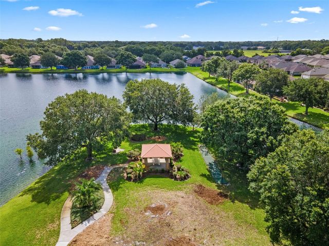 8107 LAKE JAMES BOULEVARD, Lakeland, FL 33810