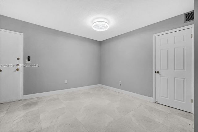 7100 NW 17th St 305, Plantation, FL 33313