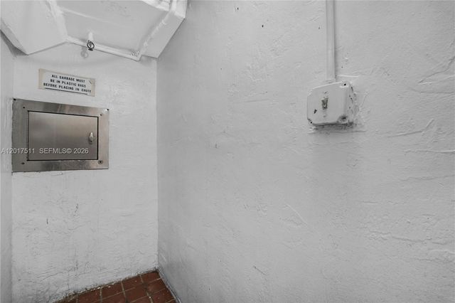 7100 NW 17th St 305, Plantation, FL 33313