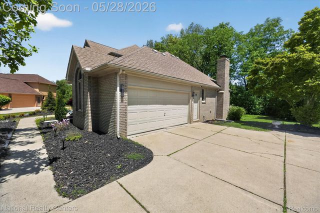 47222 Northgate Court, Canton Charter Township, MI 48188