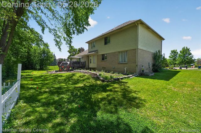 47222 Northgate Court, Canton Charter Township, MI 48188