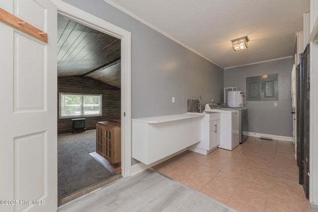 191 Sunset Road, Wallace, NC 28466