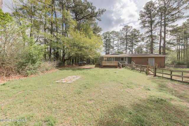 191 Sunset Road, Wallace, NC 28466