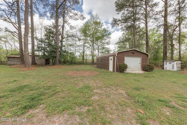 191 Sunset Road, Wallace, NC 28466
