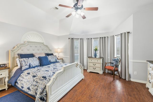 10802 Saint Annes Drive, Rowlett, TX 75089