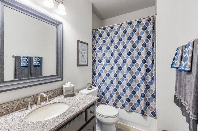 10802 Saint Annes Drive, Rowlett, TX 75089