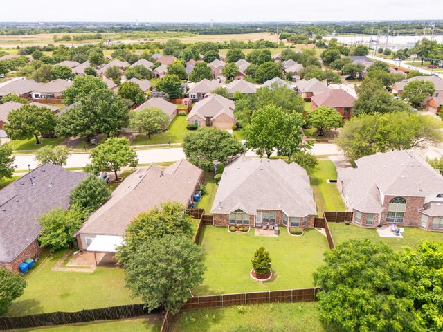 10802 Saint Annes Drive, Rowlett, TX 75089