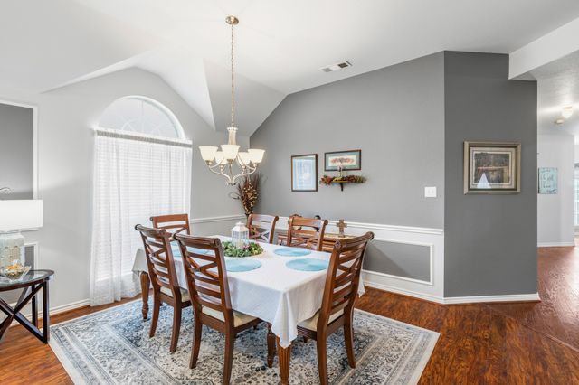 10802 Saint Annes Drive, Rowlett, TX 75089