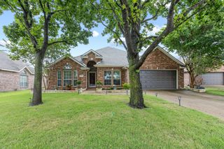10802 Saint Annes Drive, Rowlett, TX 75089