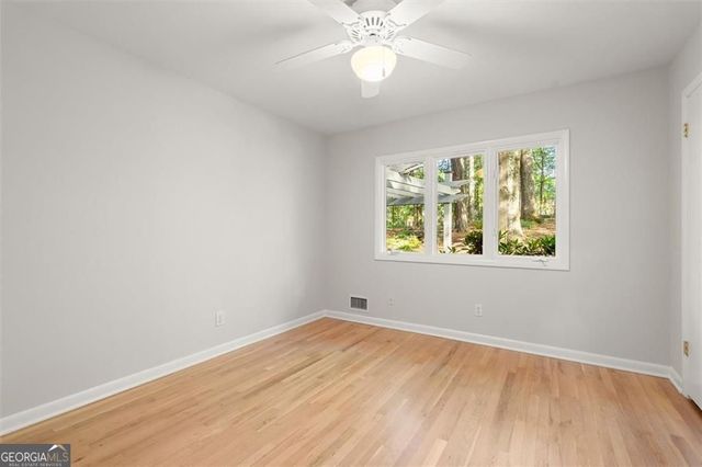 1096 Oxford Crescent NE, Atlanta, GA 30319