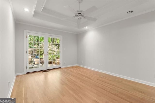 1096 Oxford Crescent NE, Atlanta, GA 30319