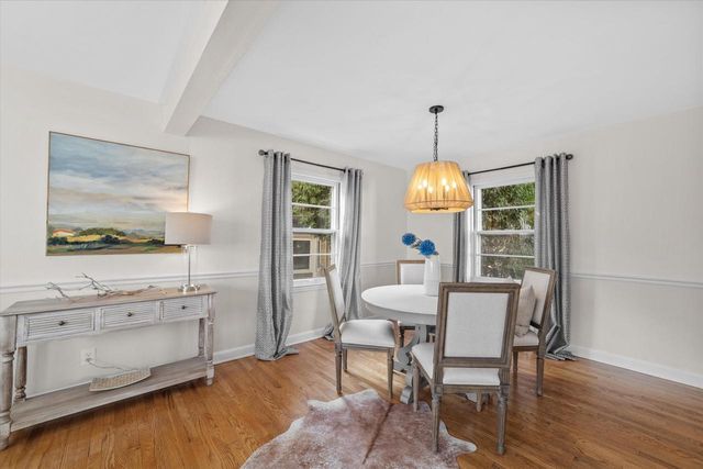 6165 N Santa Monica BOULEVARD, Whitefish Bay, WI 53217