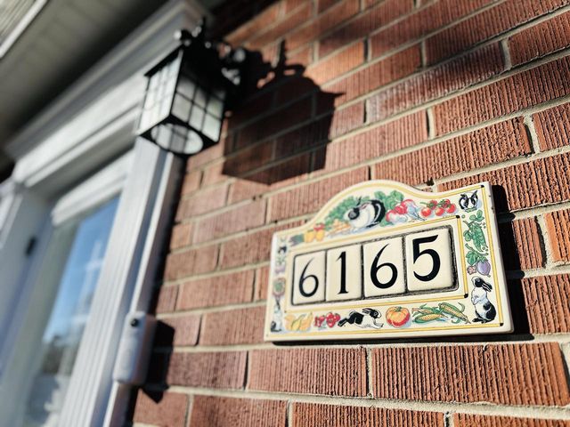 6165 N Santa Monica BOULEVARD, Whitefish Bay, WI 53217