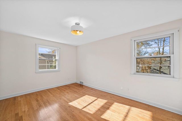 6165 N Santa Monica BOULEVARD, Whitefish Bay, WI 53217