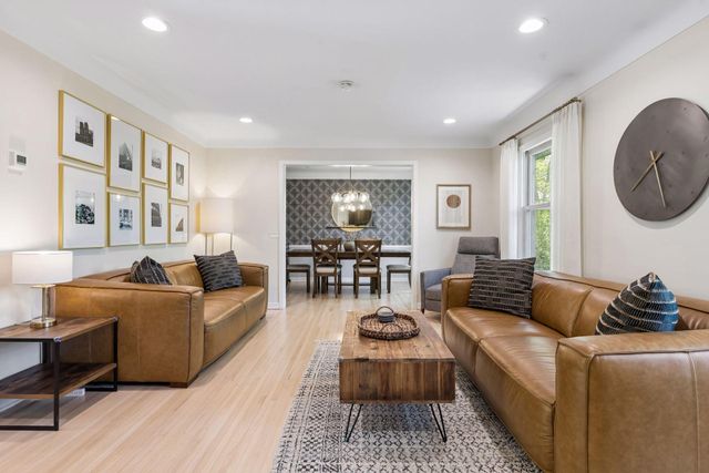 522 Shadyway Road, Wayzata, MN 55391