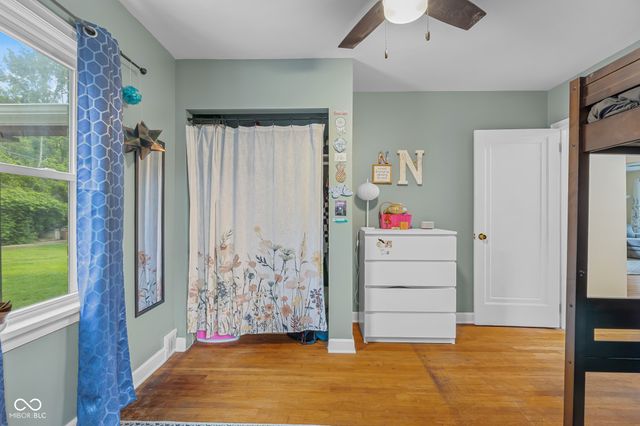 2645 Washington Street, Columbus, IN 47201
