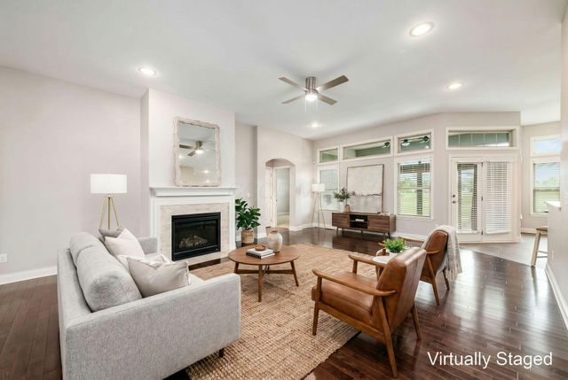 886 Ballater Drive, Delaware, OH 43015