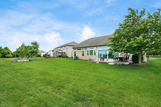 886 Ballater Drive, Delaware, OH 43015