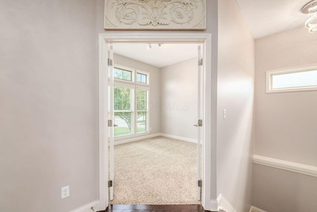 886 Ballater Drive, Delaware, OH 43015